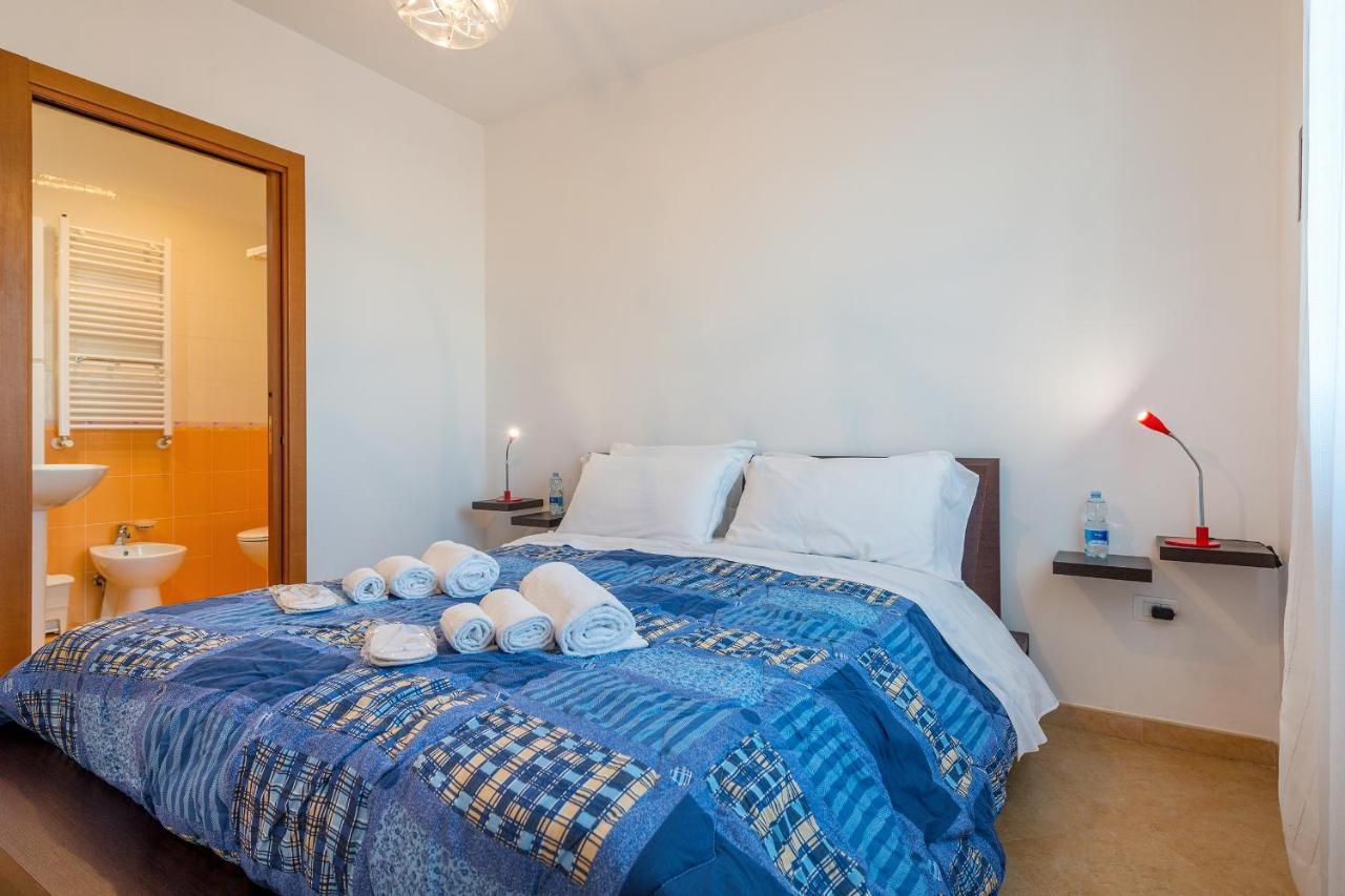 Goodstay Archimede Apartment เลชเช ภายนอก รูปภาพ